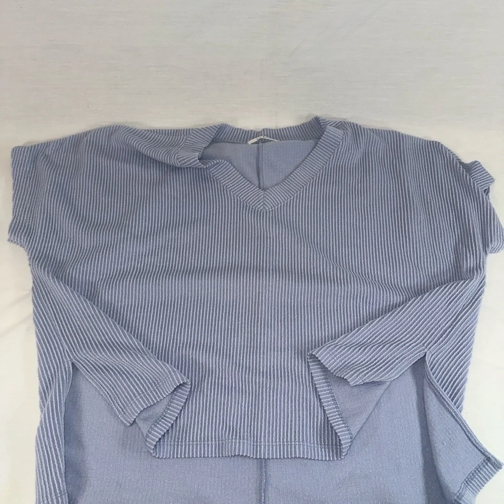 Tres Bien Blue Ribbed Lounge Set Oversized Top and Matching Casual Shorts Size M